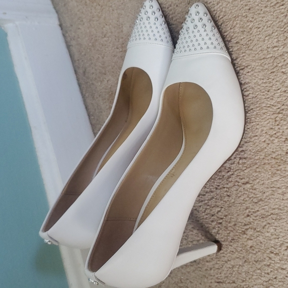 Michael Kors Women Shoes - Picture 3 of 3